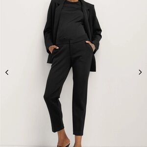 The HATCH Maternity Stretch Suit Pant